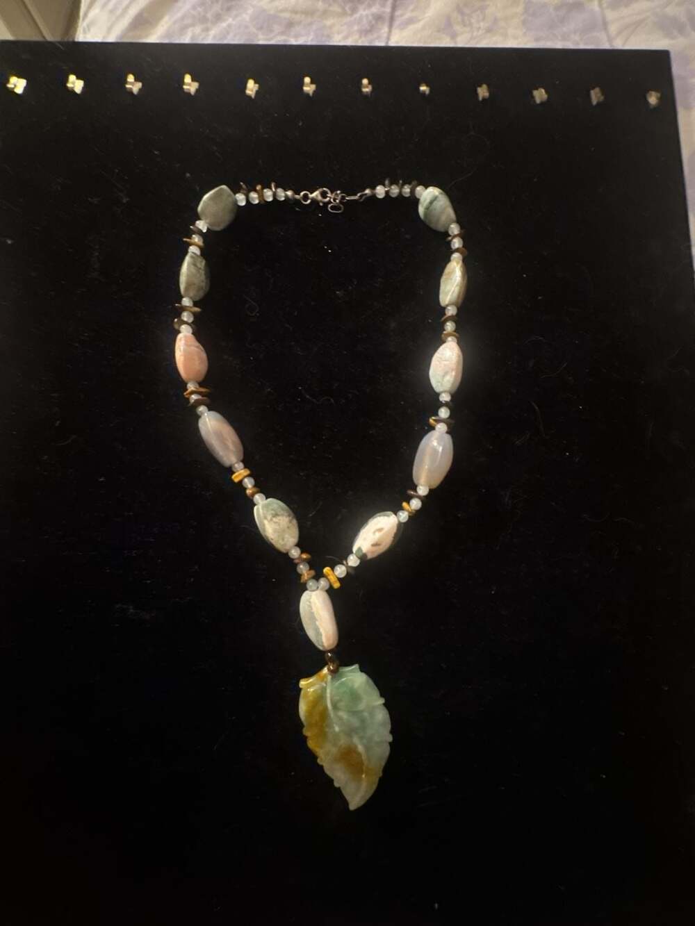 Carved Leaf Tiger Green Jadeite Carnelian Tigers Eye Bead 61g Pendant Necklace